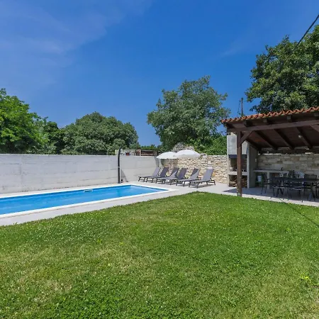 Ferienhaus Mirta By Interhome Grožnjan